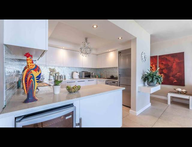 3 BEDROOM APARTMENT FOR SALE IN DOLPHIN BEACH